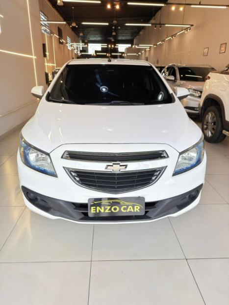 CHEVROLET Onix Hatch 1.4 4P FLEX LT, Foto 2
