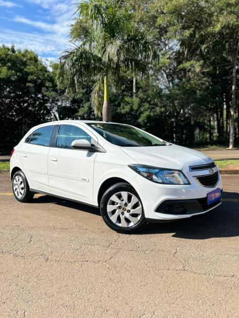 CHEVROLET Onix Hatch 1.4 4P FLEX LT AUTOM�TICO, Foto 1