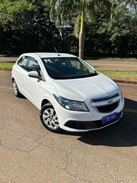 CHEVROLET Onix Hatch 1.4 4P FLEX LT AUTOM�TICO, Foto 4