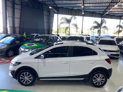 CHEVROLET Onix Hatch 1.4 4P FLEX ACTIV AUTOM�TICO, Foto 8