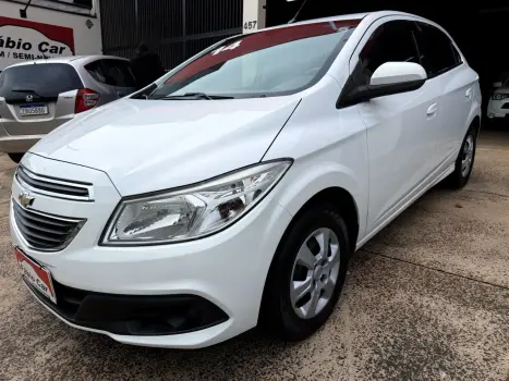 CHEVROLET Onix Hatch 1.0 4P FLEX LT, Foto 2