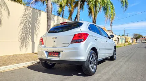 CHEVROLET Onix Hatch 1.4 4P FLEX LTZ AUTOM�TICO, Foto 7