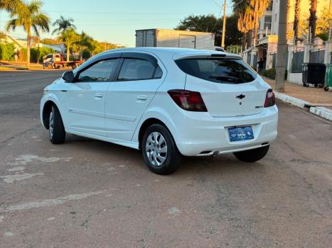 CHEVROLET Onix Hatch 1.0 4P FLEX LS, Foto 4