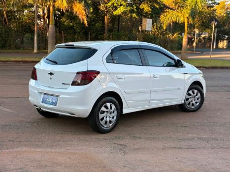 CHEVROLET Onix Hatch 1.0 4P FLEX LS, Foto 5