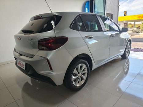 CHEVROLET Onix Hatch 1.0 12V 4P FLEX LTZ TURBO, Foto 8