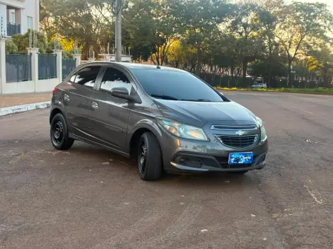 CHEVROLET Onix Hatch 1.4 4P FLEX LT, Foto 2