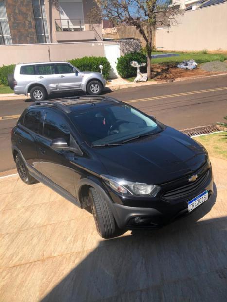 CHEVROLET Onix Hatch 1.4 4P FLEX ACTIV AUTOM�TICO, Foto 3