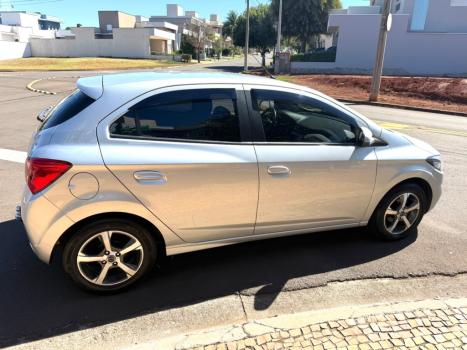 CHEVROLET Onix Hatch 1.4 4P FLEX LT AUTOM�TICO, Foto 2