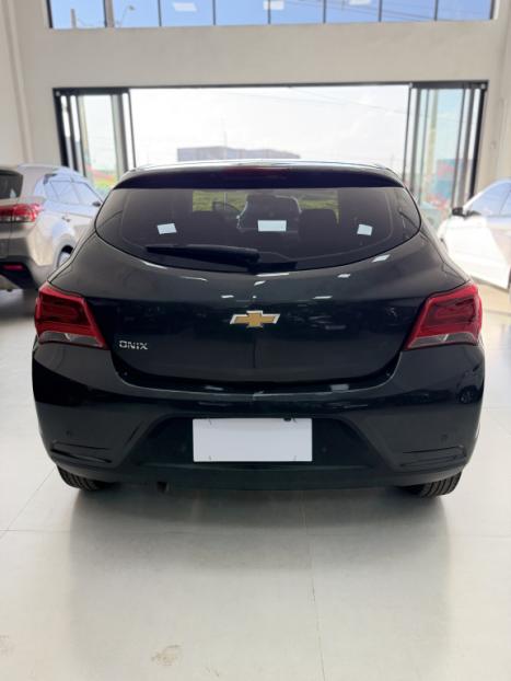 CHEVROLET Onix Hatch 1.0 4P FLEX LT, Foto 3