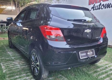 CHEVROLET Onix Hatch 1.4 4P FLEX LTZ, Foto 6