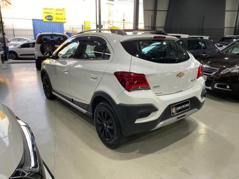 CHEVROLET Onix Hatch 1.4 4P FLEX ACTIV, Foto 5