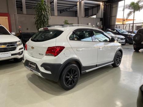 CHEVROLET Onix Hatch 1.4 4P FLEX ACTIV, Foto 6
