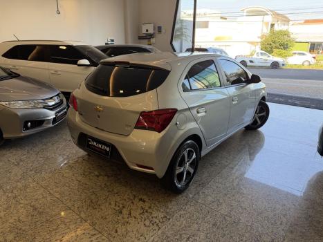 CHEVROLET Onix Hatch 1.4 4P FLEX LTZ AUTOM�TICO, Foto 6