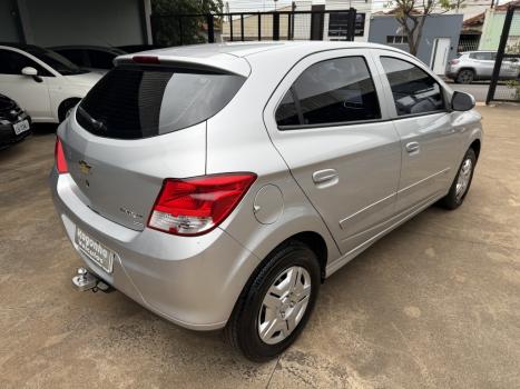 CHEVROLET Onix Hatch 1.0 4P FLEX LT, Foto 4