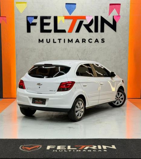 CHEVROLET Onix Hatch 1.4 4P FLEX LT, Foto 4