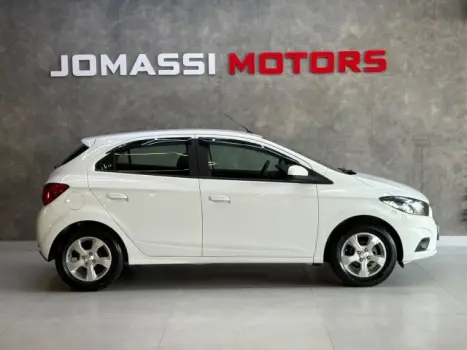 CHEVROLET Onix Hatch 1.4 4P FLEX LT, Foto 5