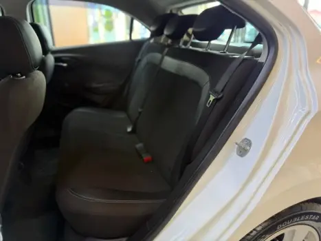 CHEVROLET Onix Hatch 1.4 4P FLEX LT, Foto 13