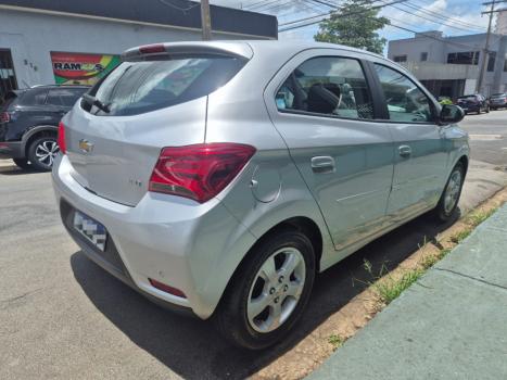 CHEVROLET Onix Hatch 1.4 4P FLEX LT, Foto 7