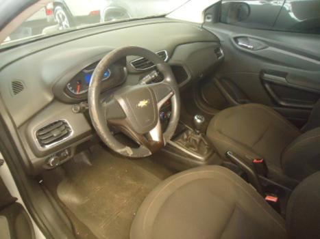 CHEVROLET Onix Hatch 1.0 4P FLEX LT, Foto 3