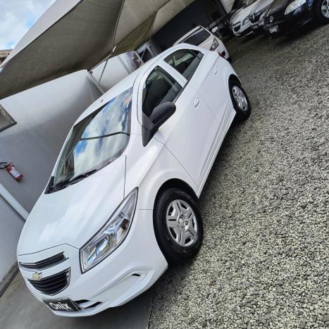 CHEVROLET Onix Hatch 1.0 4P FLEX LT, Foto 4