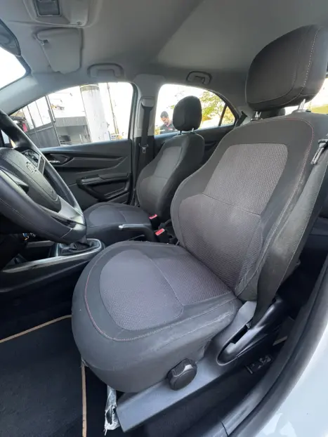 CHEVROLET Onix Hatch 1.4 4P FLEX LT, Foto 10