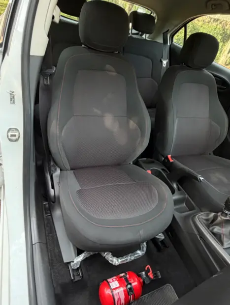 CHEVROLET Onix Hatch 1.4 4P FLEX LT, Foto 12