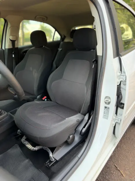 CHEVROLET Onix Hatch 1.4 4P FLEX LT, Foto 13