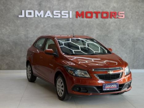 CHEVROLET Onix Hatch 1.4 4P FLEX LT, Foto 3