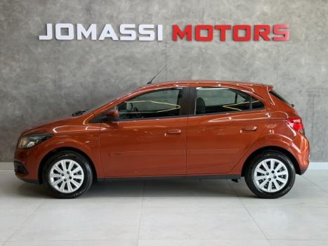 CHEVROLET Onix Hatch 1.4 4P FLEX LT, Foto 4