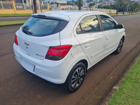 CHEVROLET Onix Hatch 1.4 4P FLEX LTZ, Foto 4