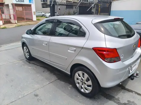 CHEVROLET Onix Hatch 1.4 4P FLEX LT, Foto 4