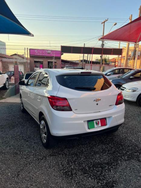 CHEVROLET Onix Hatch 1.4 4P FLEX LT, Foto 2