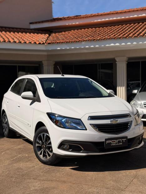 CHEVROLET Onix Hatch 1.4 4P FLEX LTZ, Foto 1