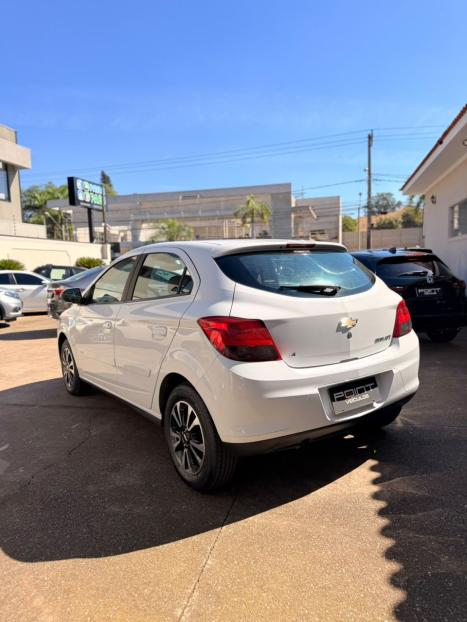 CHEVROLET Onix Hatch 1.4 4P FLEX LTZ, Foto 2