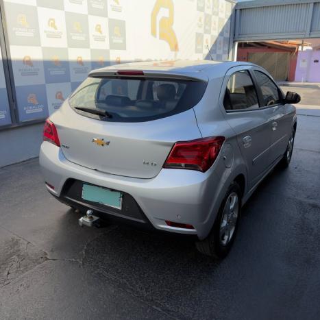 CHEVROLET Onix Hatch 1.4 4P FLEX LT, Foto 6