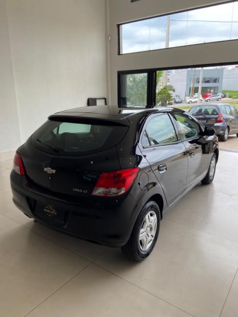 CHEVROLET Onix Hatch 1.0 4P FLEX LT, Foto 6