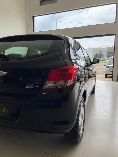 CHEVROLET Onix Hatch 1.0 4P FLEX LT, Foto 8