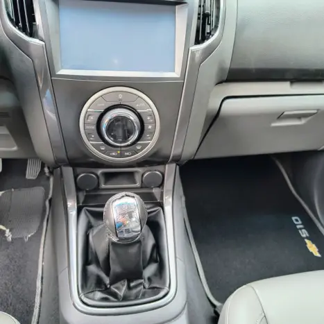 CHEVROLET S10 2.4 FLEX LTZ CABINE DUPLA, Foto 10 CHEVROLET S10 2.4 FLEX LTZ CABINE DUPLA, Foto 10