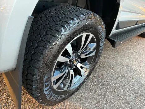 CHEVROLET S10 2.5 FLEX LTZ 4X4 CABINE DUPLA AUTOM�TICO, Foto 12
