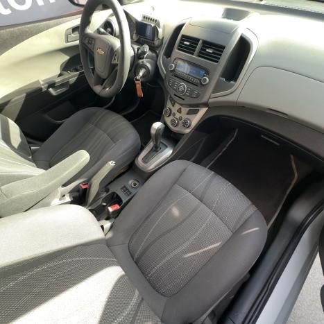 CHEVROLET Sonic Hatch 1.6 16V 4P LT FLEX AUTOM�TICO, Foto 11
