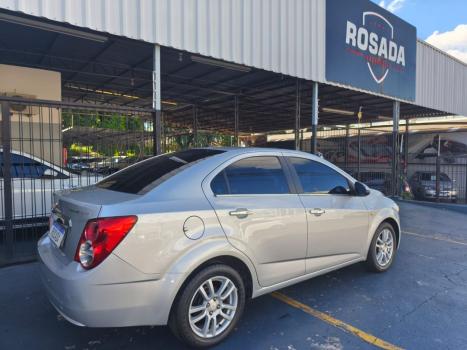 CHEVROLET Sonic Sedan 1.6 16V 4P LTZ FLEX AUTOM�TICO, Foto 3