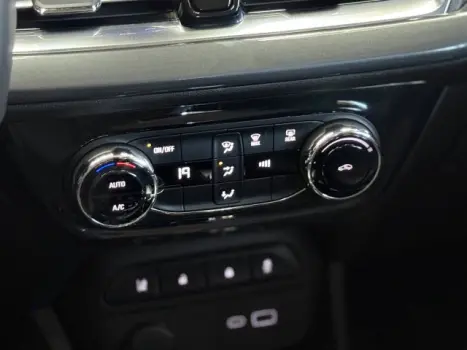 CHEVROLET Spin 1.8 4P FLEX PREMIER 7 LUGARES AUTOM�TICO, Foto 14
