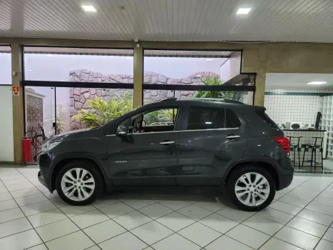 CHEVROLET Tracker 1.4 16V 4P FLEX PREMIER TURBO AUTOMÁTICO, Foto 4 CHEVROLET Tracker 1.4 16V 4P FLEX PREMIER TURBO AUTOMÁTICO, Foto 4
