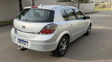 CHEVROLET Vectra Hatch 2.0 4P FLEX GT, Foto 4