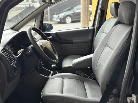 CHEVROLET Zafira 2.0 4P FLEX ELEGANCE AUTOM�TICO, Foto 13