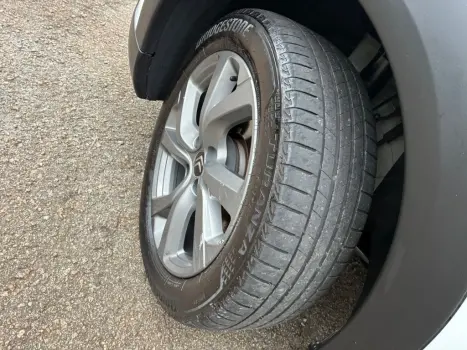 CITROEN C4 Cactus 1.6 16V 4P VTI 120 FLEX FEEL AUTOM�TICO, Foto 9