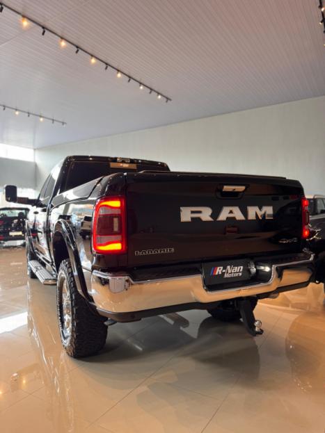 DODGE Ram 6.7 I6 24V 4P 2500 LARAMIE 4X4 TURBODIESEL  AUTOM�TICO CABINE DUPLA, Foto 13