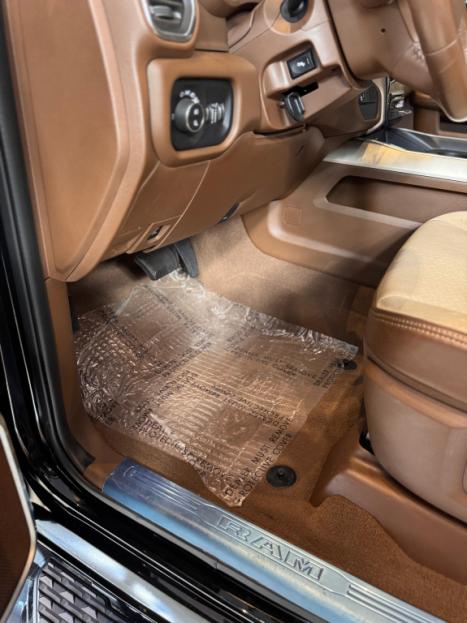 DODGE Ram 6.7 I6 24V 4P 2500 LARAMIE 4X4 TURBODIESEL  AUTOM�TICO CABINE DUPLA, Foto 32