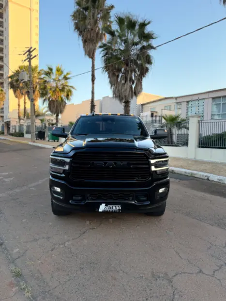 DODGE Ram 6.7 I6 24V 4P 2500 LARAMIE 4X4 TURBODIESEL  AUTOM�TICO CABINE DUPLA, Foto 2