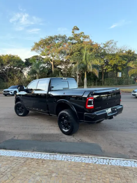 DODGE Ram 6.7 I6 24V 4P 2500 LARAMIE 4X4 TURBODIESEL  AUTOM�TICO CABINE DUPLA, Foto 5